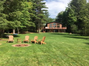 Voyageur Landing Executive Home